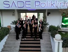 Sade Poliklinik 14 Yaşında